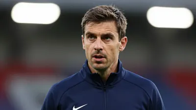 Ross County manager Stuart Kettlewell sees strong squad cohesion mirroring past successful teams, with early wins...